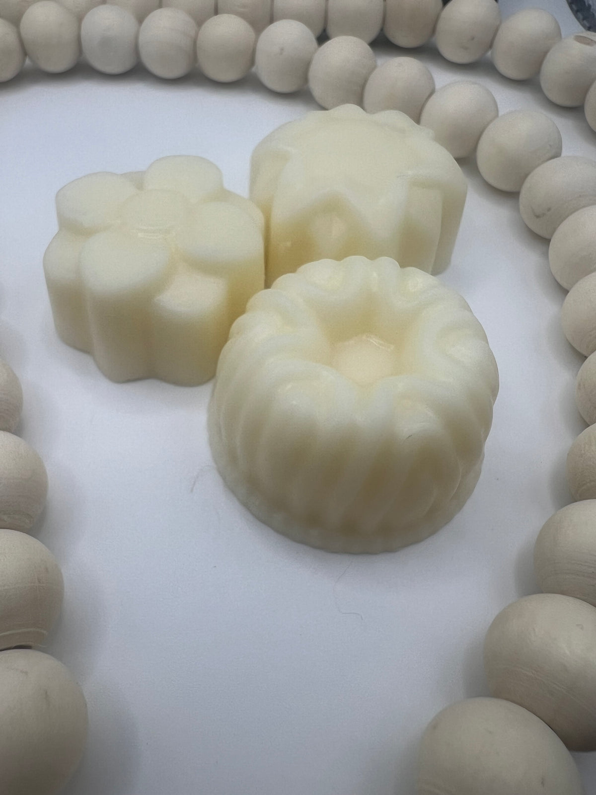 Wax Melts – Strong, Long-Lasting Shapes