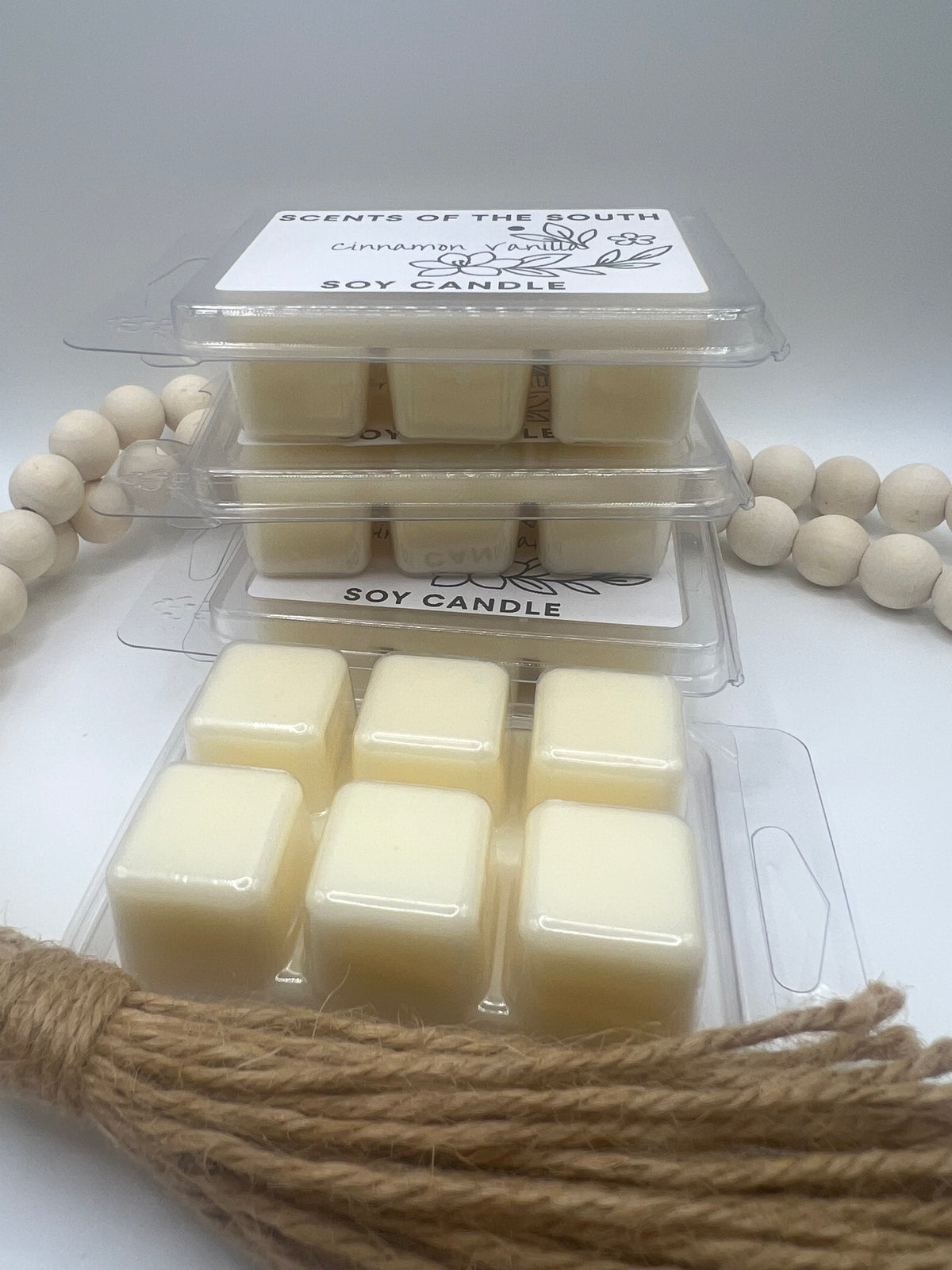 Wax Melt Clamshell – Cozy & Highly Scented
