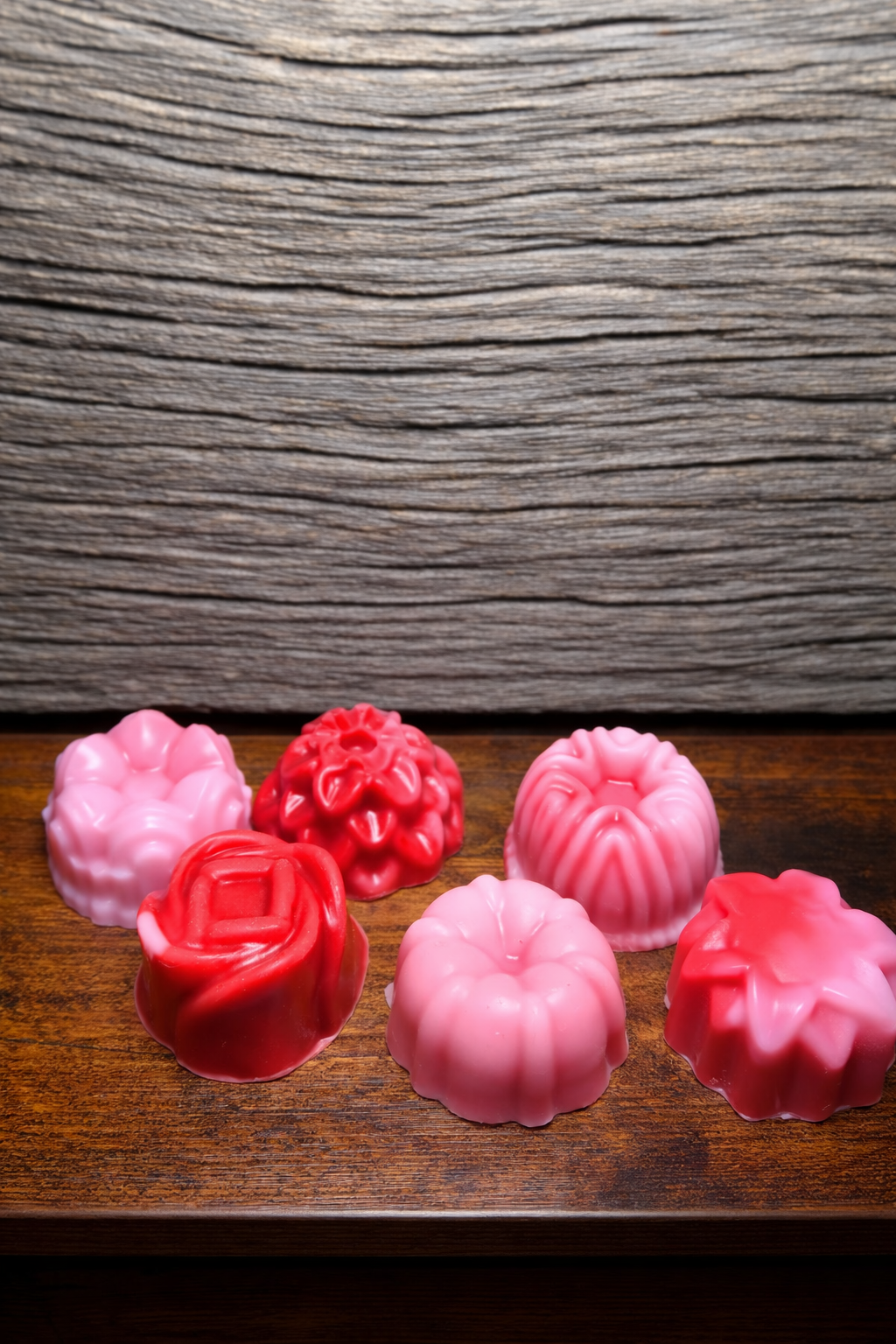 Hand-Poured Wax Melts – Long-Lasting, Highly Scented