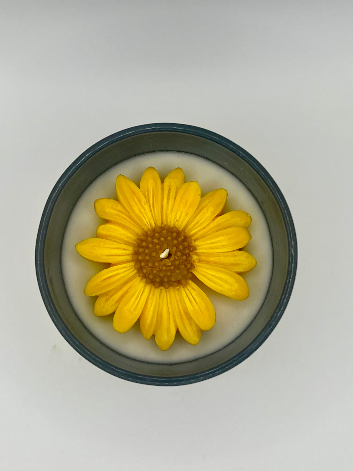 8 oz Black Jar Sunflower Wickless Candle