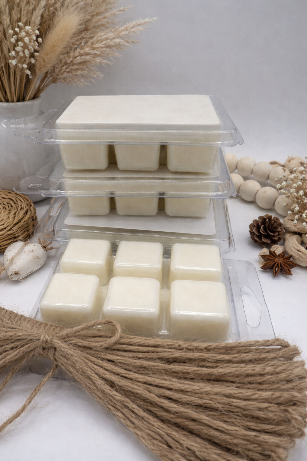 Wax Melt Clamshell – Cozy & Highly Scented