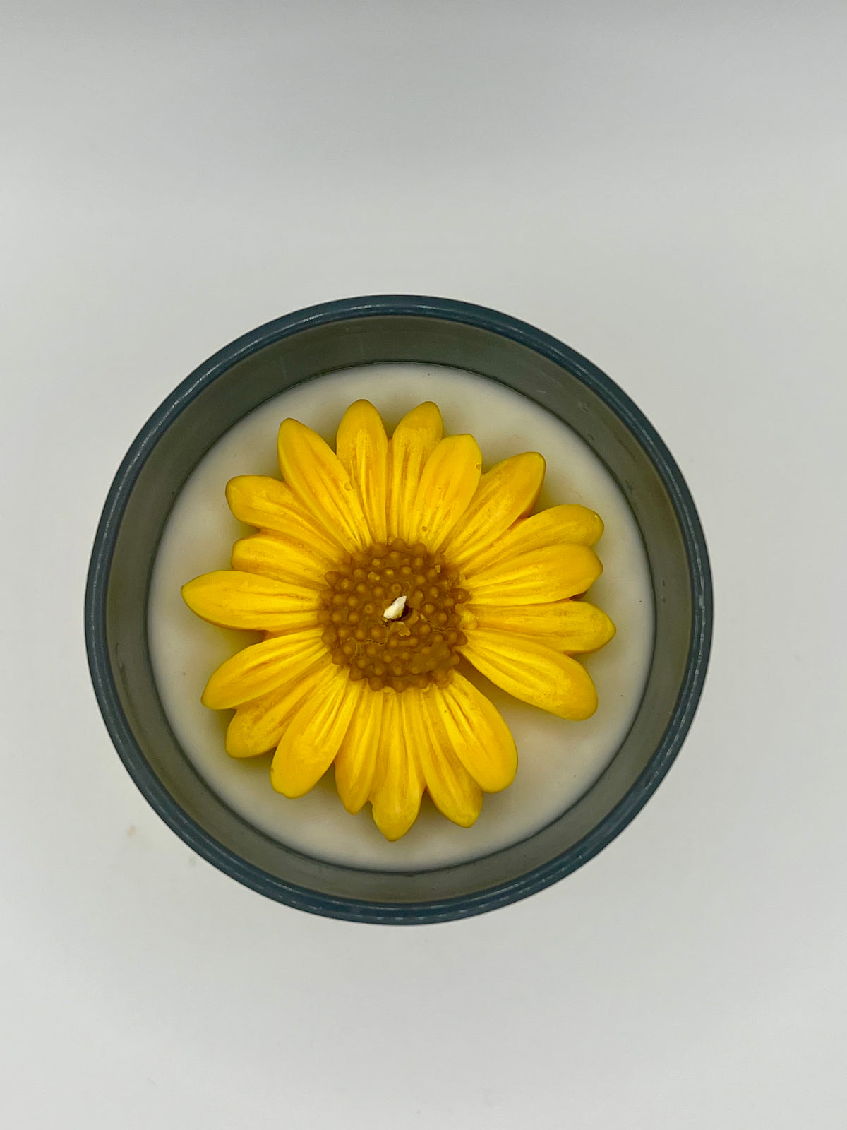 8 oz Black Jar Sunflower Wickless Candle